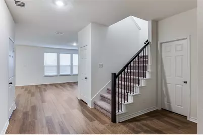 2704 Goldfinch Drive, Denton, TX 76205 - Photo 2