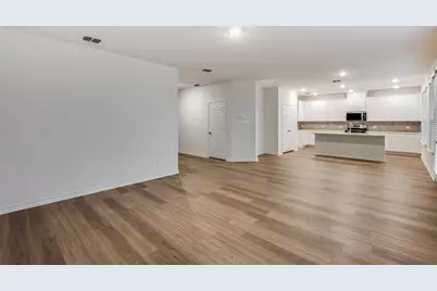 2704 Goldfinch Drive, Denton, TX 76205 - Photo 4