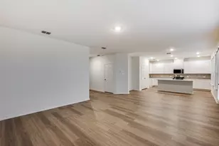 2704 Goldfinch Dr, Denton, TX 76205 - Photo 4