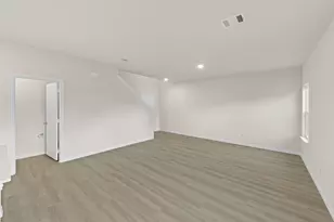 936 Holly Ave, Sherman, TX 75092 - Photo 8