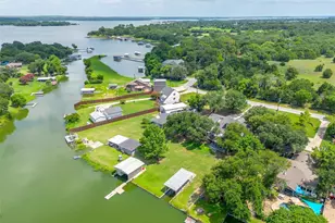 11972 Younger Ct, Azle, TX 76020 - Photo 4