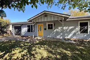 516 Renfro St, Burleson, TX 76028 - Photo 1