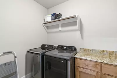 333 Loggins Trail, Poolville, TX 76487 - Photo 16