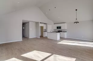 6620 Chapel Ln, Lake Worth, TX 76135 - Photo 10