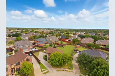 607 Hilltop Drive, Murphy, TX 75094 - Photo 2