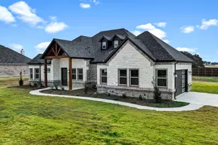 1000 Elevation Trl, Weatherford, TX 76087 - Photo 2