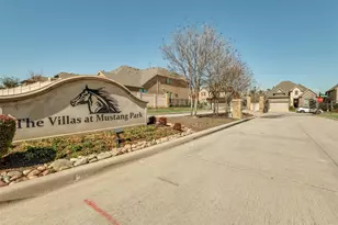 2056 Remington Dr, Irving, TX 75063 - Photo 2