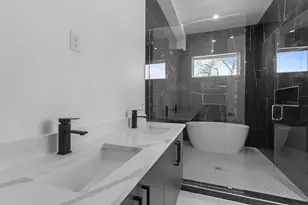 1847 Pollard St, Dallas, TX 75208 - Photo 6