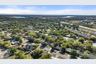 1727 Doyle, Granbury, TX 76048 - Photo 16