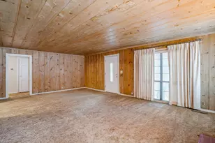 6061 Carey Rd, Fort Worth, TX 76140 - Photo 10