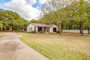 6061 Carey Rd, Fort Worth, TX 76140 - Photo 2