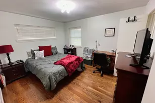 826 Sylvania Dr, Dallas, TX 75218 - Photo 22