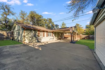 330 N Brighton Avenue, Dallas, TX 75208 - Photo 24