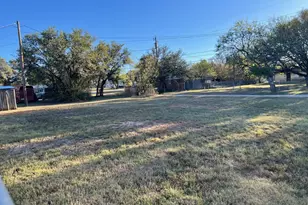 3317 1st St, Brownwood, TX 76801 - Photo 20