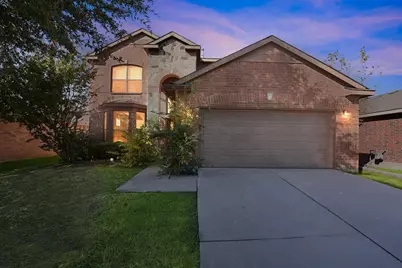 304 Bluefinch Drive, Little Elm, TX 75068 - Photo 4