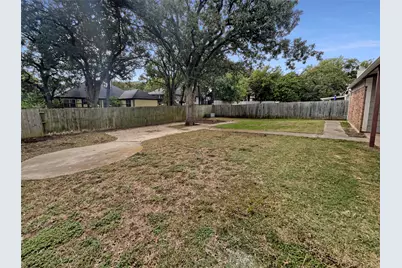 6840 N Park Drive, North Richland Hills, TX 76182 - Photo 32