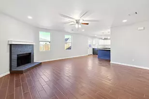 1941 Copper Mountain Dr, Fort Worth, TX 76247 - Photo 2