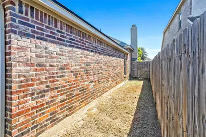 8129 Trinity Vista Trail, Fort Worth, TX 76053 - Photo 32