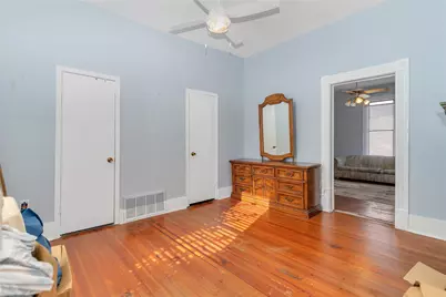 311 N Pendell Avenue, Cleburne, TX 76033 - Photo 14