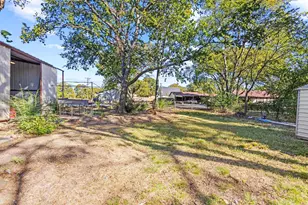 21 Pecan Dr, Pottsboro, TX 75076 - Photo 4