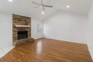 413 Chimney Rock Rd, Everman, TX 76140 - Photo 4