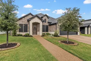 5525 Black Horse Ct, Waco, TX 76708 - Photo 2