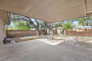 3603 Surrey Ln, Brownwood, TX 76801 - Photo 22