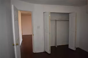 6040 Prothrow St, Fort Worth, TX 76112 - Photo 8