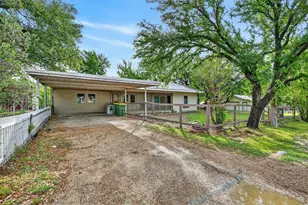 4231 Terri Lee Ln, Granbury, TX 76048 - Photo 6