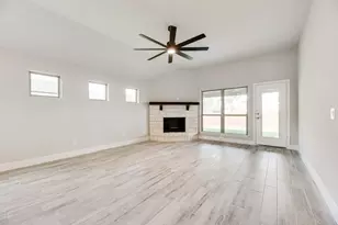 7476 W Line Rd, Collinsville, TX 76233 - Photo 8