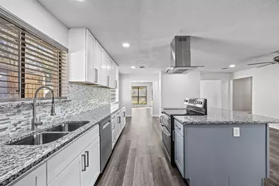 803 Clebud Drive, Euless, TX 76040 - Photo 10