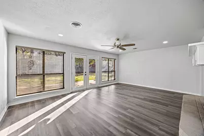 803 Clebud Drive, Euless, TX 76040 - Photo 8