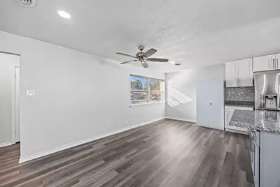 803 Clebud Drive, Euless, TX 76040 - Photo 16