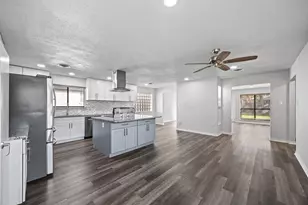 803 Clebud Dr, Euless, TX 76040 - Photo 14