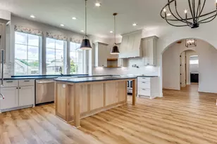 2020 Vanderbilt Dr, Weatherford, TX 76088 - Photo 6