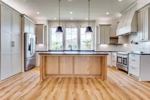 2020 Vanderbilt Dr, Weatherford, TX 76088 - Photo 4