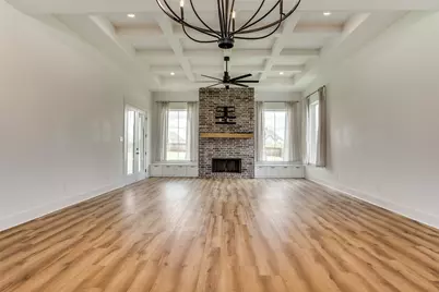 2020 Vanderbilt Drive, Weatherford, TX 76088 - Photo 10