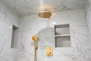 2342 King Richard Dr, Grand Prairie, TX 75050 - Photo 6