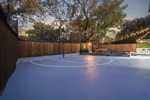 2342 King Richard Dr, Grand Prairie, TX 75050 - Photo 10