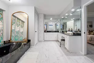 2342 King Richard Dr, Grand Prairie, TX 75050 - Photo 10