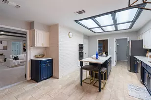 2342 King Richard Dr, Grand Prairie, TX 75050 - Photo 14