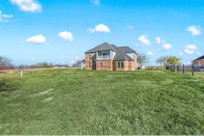 828 Mallard Pointe Drive, Grand Prairie, TX 75104 - Photo 28