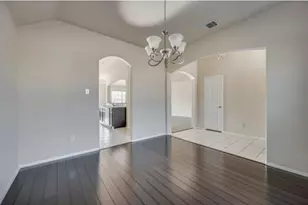 2184 Liriope Ln, Waxahachie, TX 75165 - Photo 2