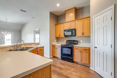 3025 Shoreline Drive, Burleson, TX 76028 - Photo 6