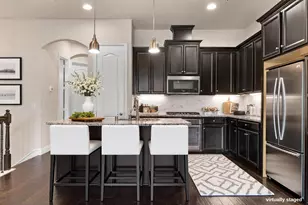 540 Waterloo Dr, Lewisville, TX 75067 - Photo 8