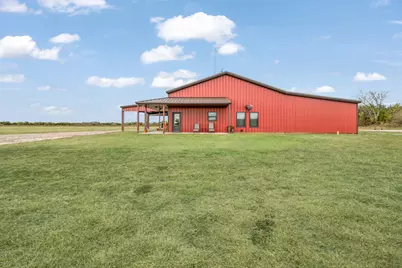 445 Cr 24200, Roxton, TX 75477 - Photo 4
