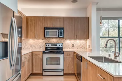 3818 Holland Avenue #309, Dallas, TX 75219 - Photo 4