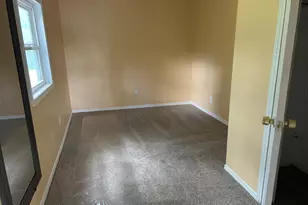 10034 Mill Valley Ln, Dallas, TX 75217 - Photo 12