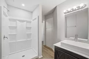 2926 N Prairie Creek Rd, Dallas, TX 75227 - Photo 14