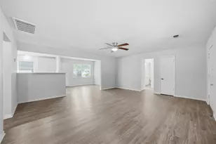 2926 N Prairie Creek Rd, Dallas, TX 75227 - Photo 6